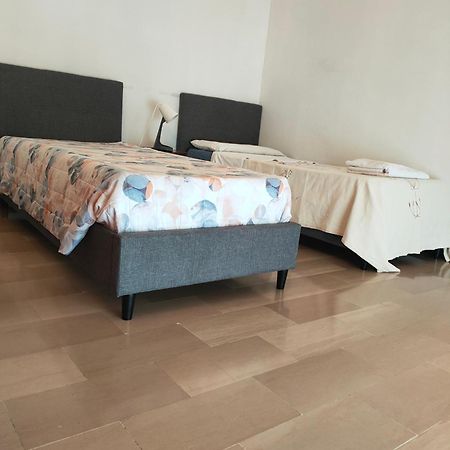 Antonelli Guest House Novara Eksteriør bilde